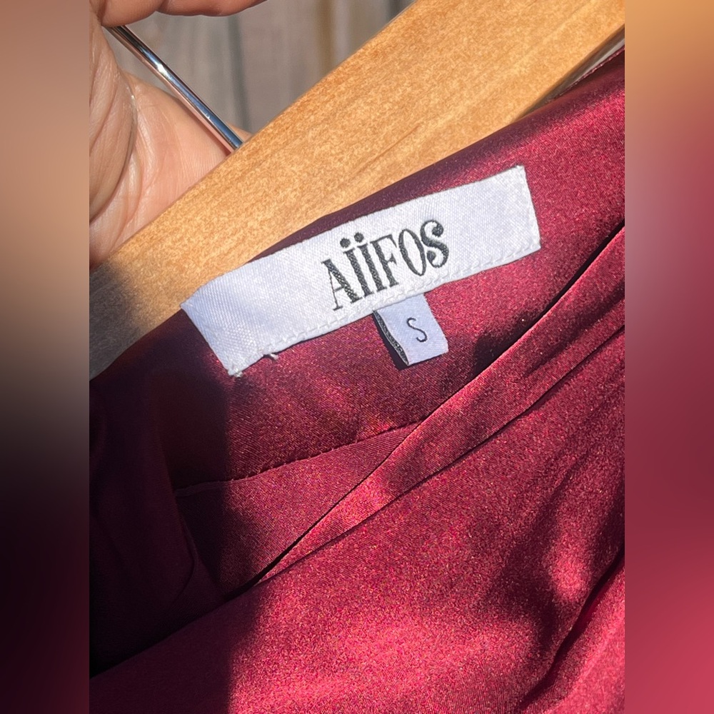 AIIFOS ORLA Skirt Metallic Satin MIDI Skirt In Metallic Red - Picture 8 of 15
